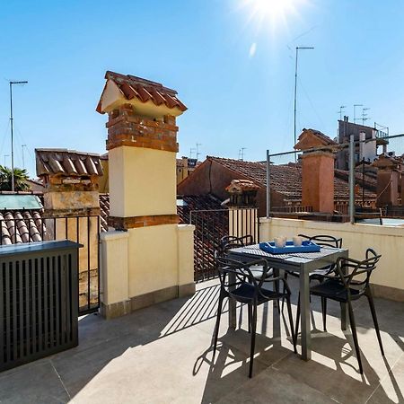 La Terrasse Βίλα Βενετία Εξωτερικό φωτογραφία